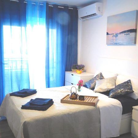 Studio With Terrace And Pool Torrevieja Kültér fotó